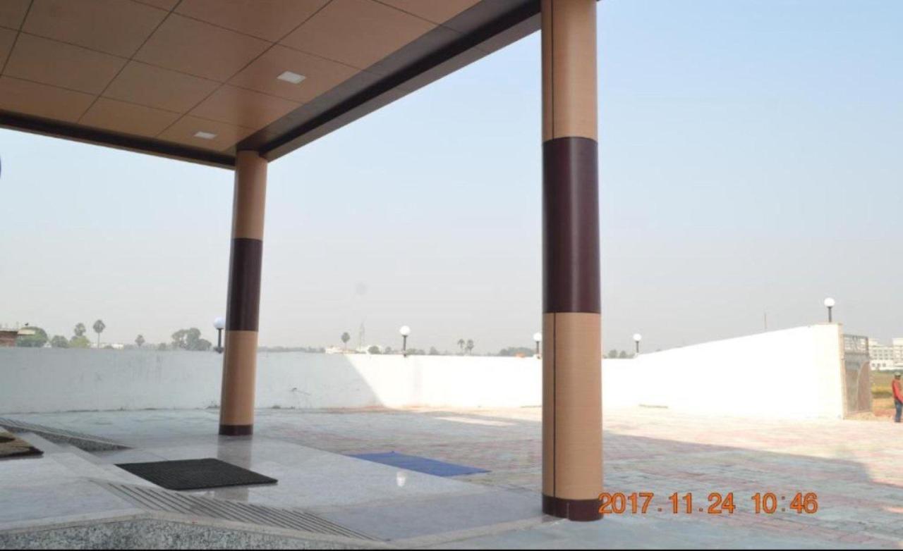 Hotel Mariya International Bodhgaya Bagian luar foto