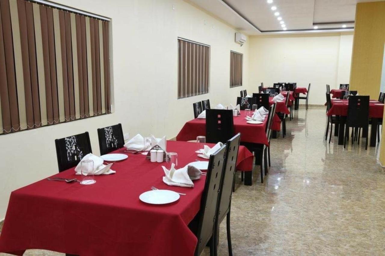 Hotel Mariya International Bodhgaya Bagian luar foto